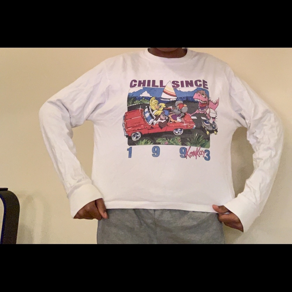 brandy melville “chill since 1993” shirt